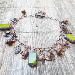 GREEN GEMSTONE  & MAPLE LEAF BRACELET with  EARRINGS - Set